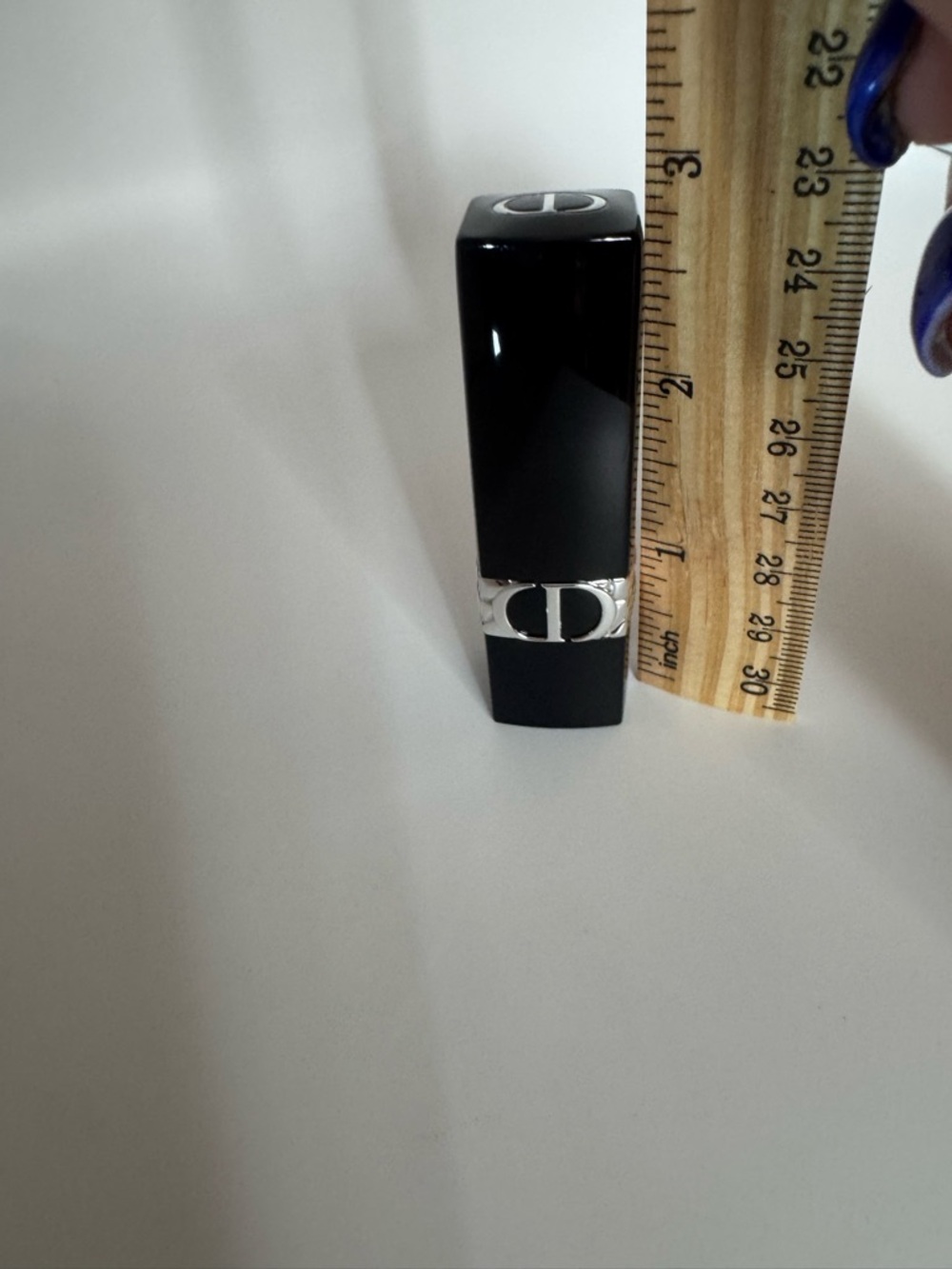Dior Lipstick- NEW DIOR LIPSTICK color 999 The Iconic Red - Picture 3 of 8